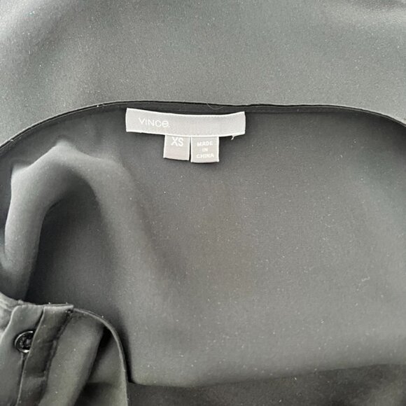 Vince silk black blouse size XS - Picture 4 of 4